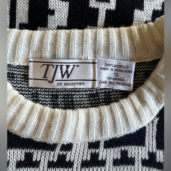 Vintage TJW Mervyn’s Black Geometric Acrylic Sweater Crewneck 80s Mens S Aztec - Picture 5 of 10